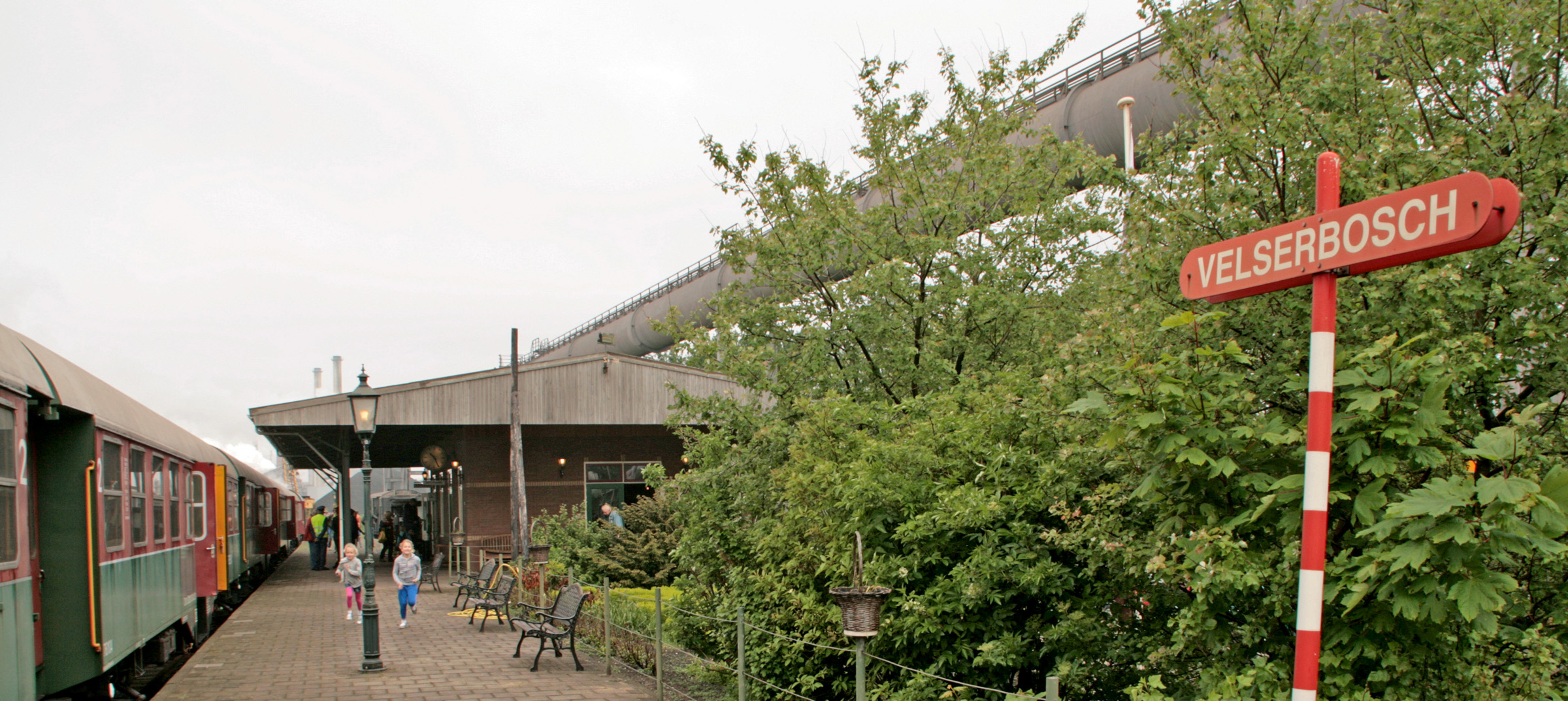 Driegangen rail-diner met een pittig Duits sausje