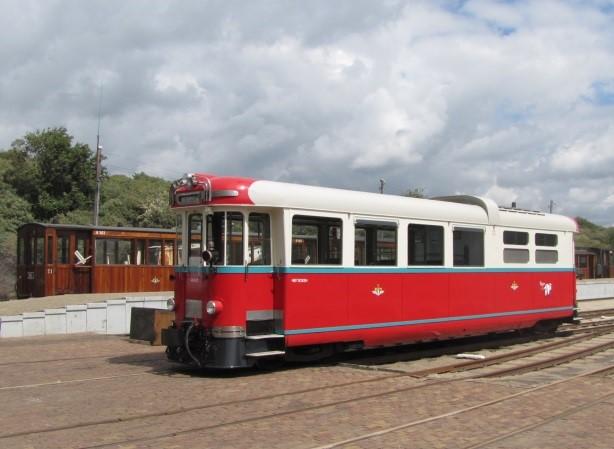 De tram naar Oostvoorne