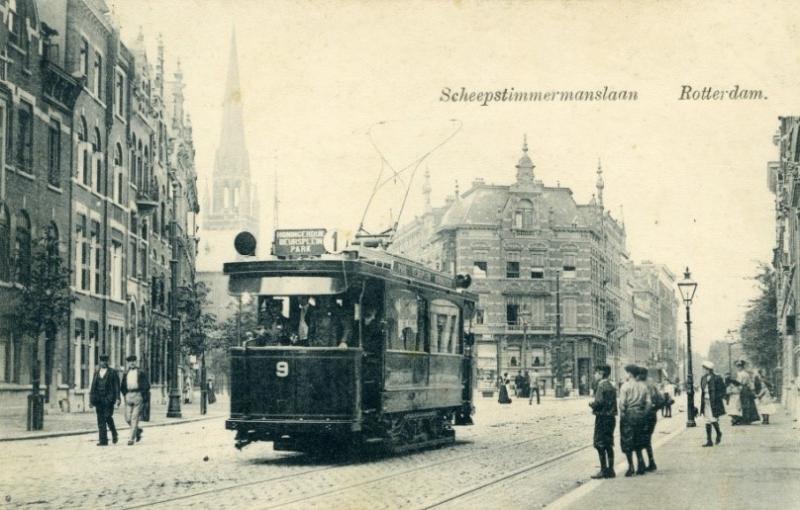 Anderhalve eeuw Rotterdam en OV