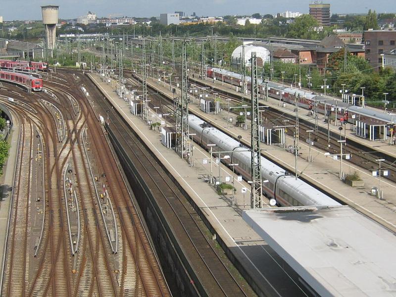 “Blau-Beige” in Noord-Duitsland: Hamburg-Altona en Kiel