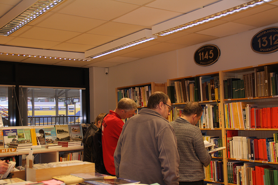 Winkelopening (12 – 16 uur )