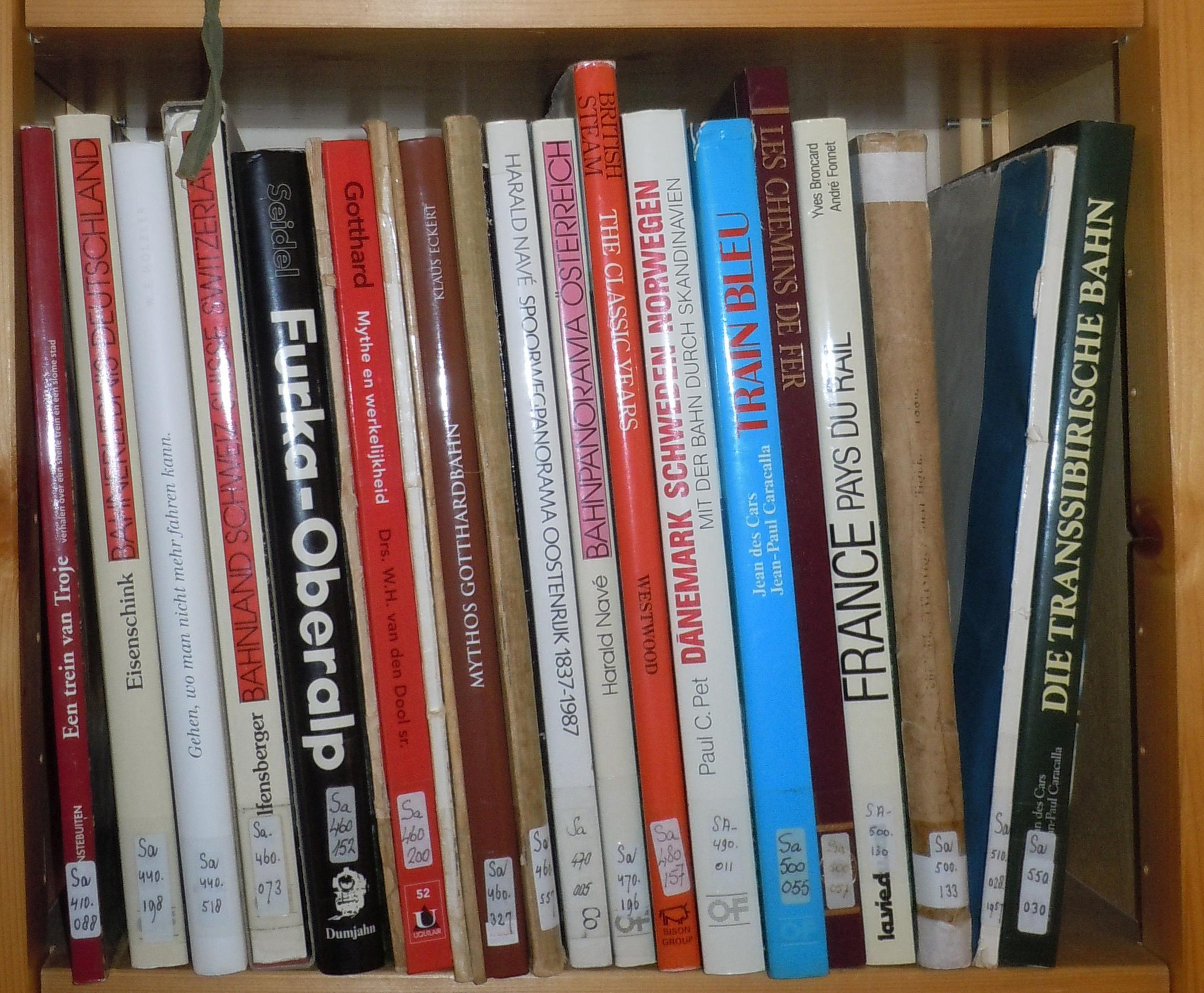 Bibliotheek opening (12 – 16 uur )