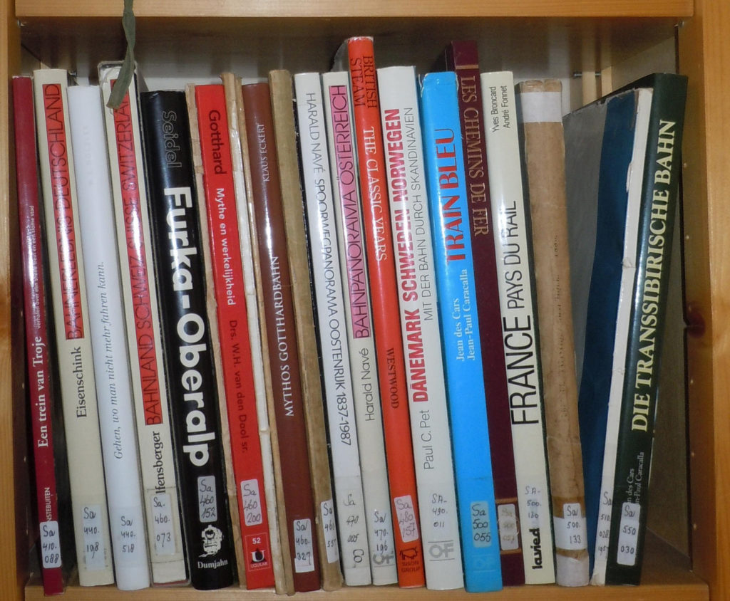 Bibliotheek opening (12 – 16 uur )