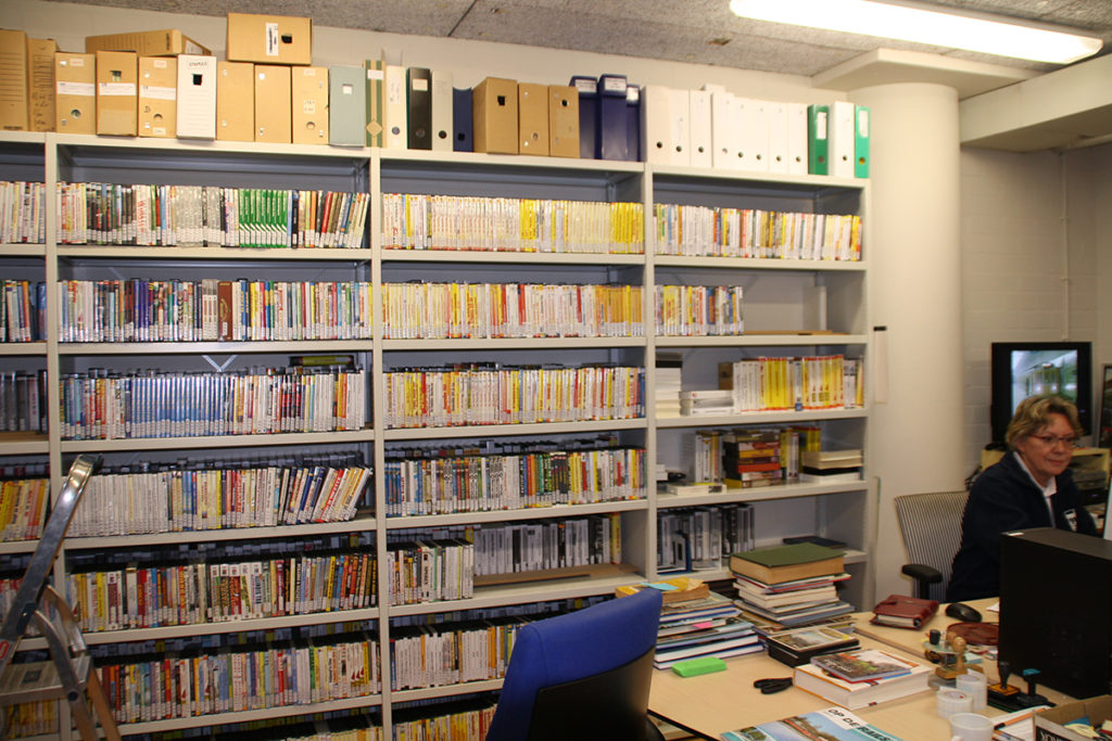 Bibliotheek opening (12 – 16 uur )