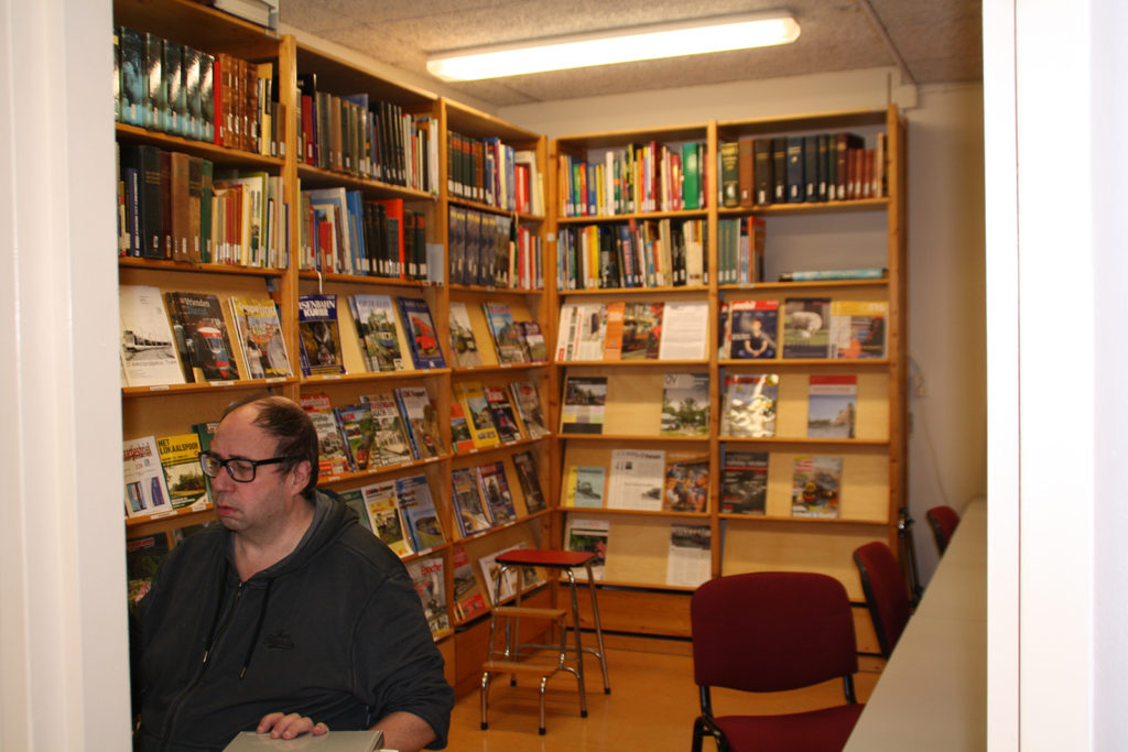 Bibliotheekopening (12 – 16 uur )