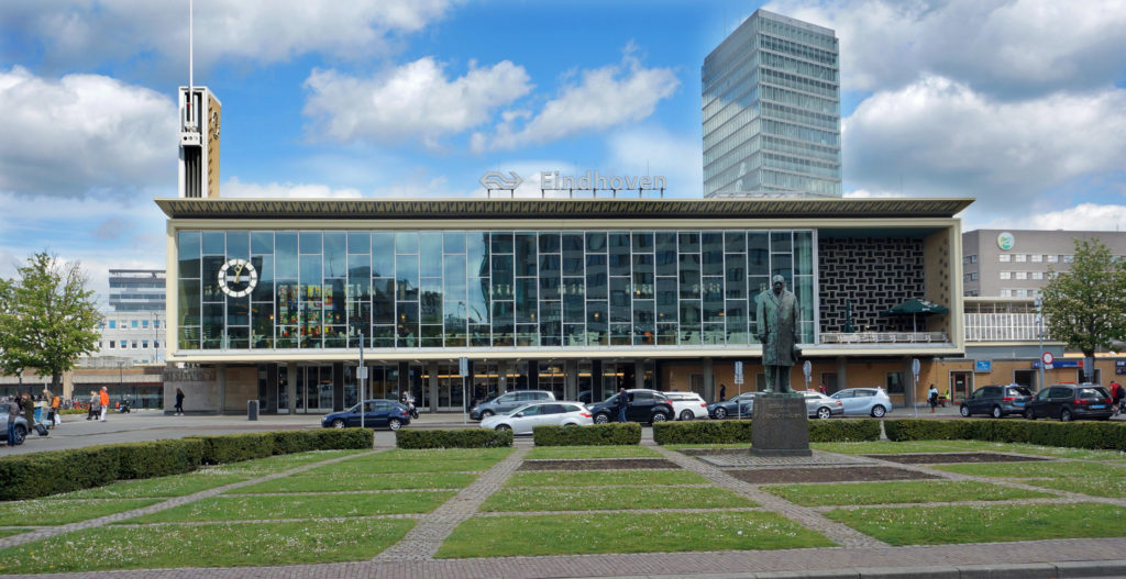 Meebrengavond door de leden