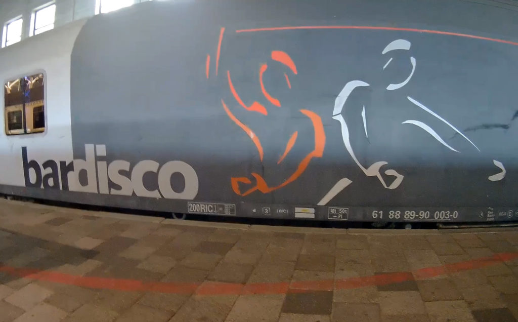 13 en 16 maart 2021: rijtuigen weg uit Spoorwegmuseum